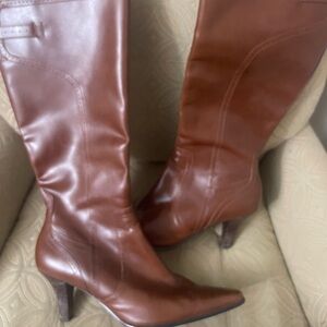 Leather boots- vintage